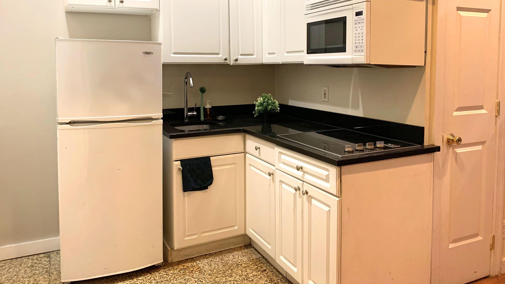 Apartment Macy Empire