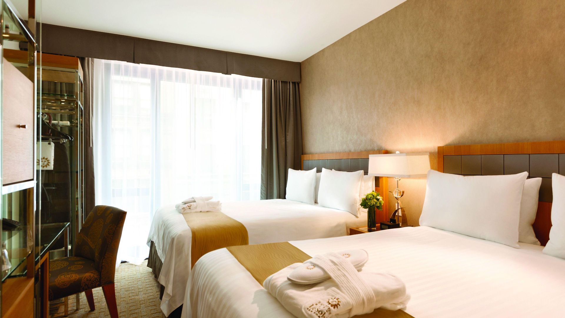 Hotel Executive Le Soleil 4*