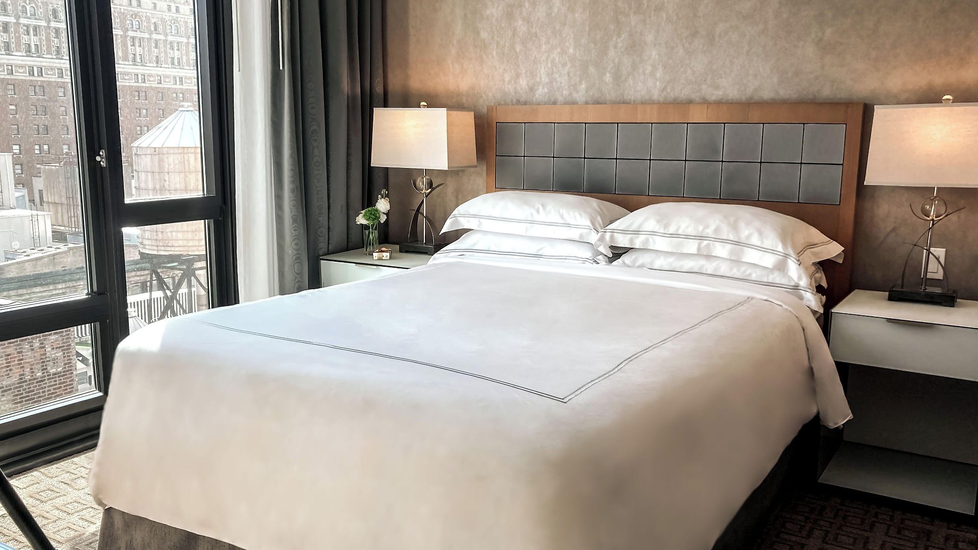 Executive Le Soleil Hotel