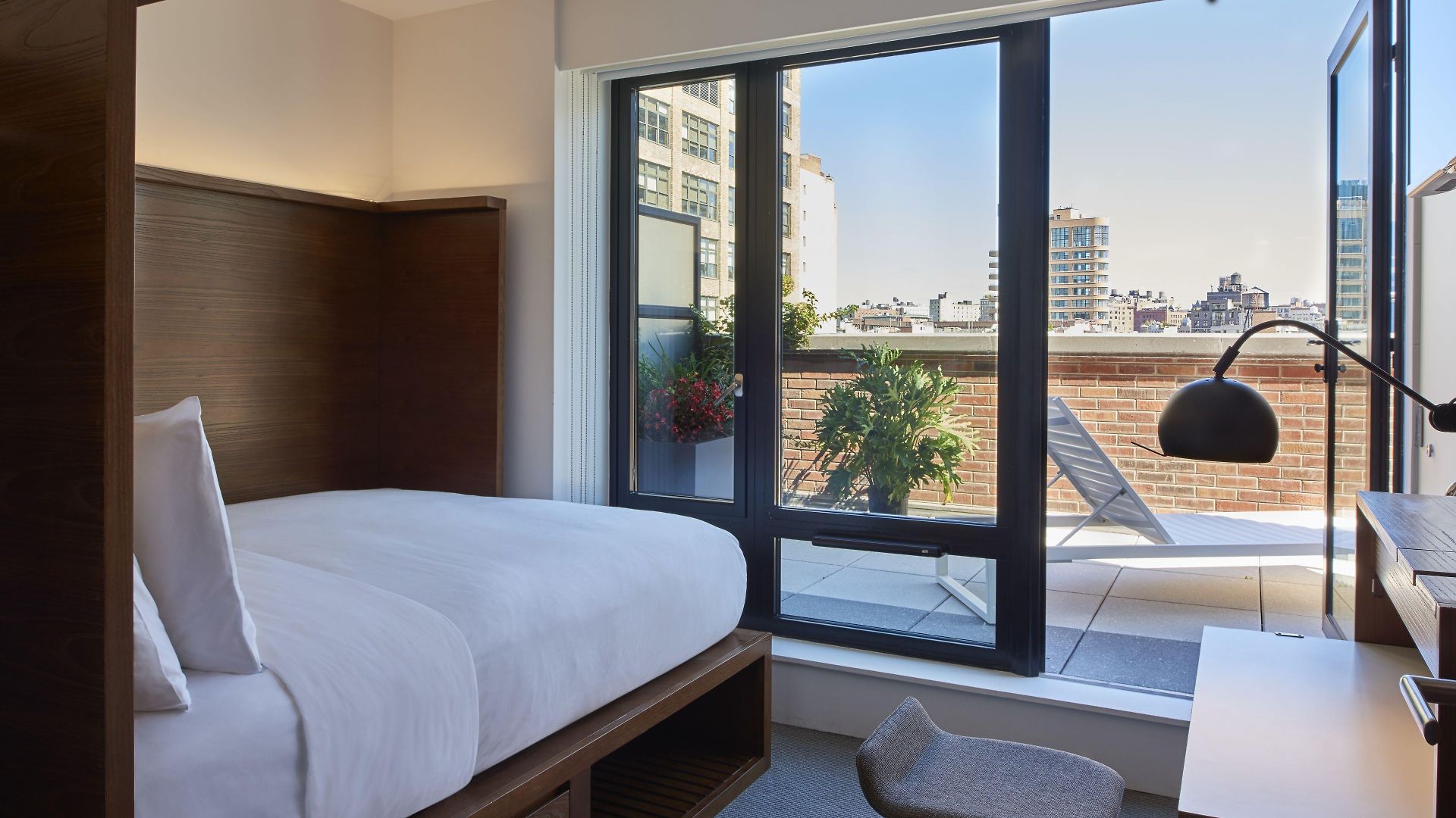 Arlo Soho 4*