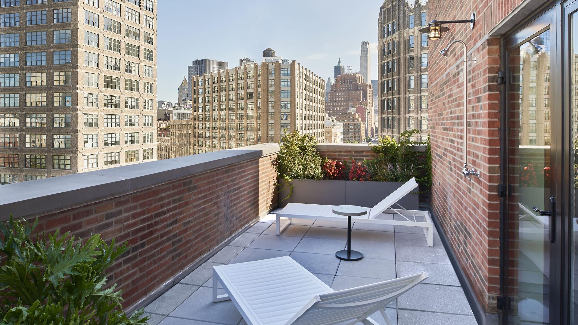 Arlo Soho 4*