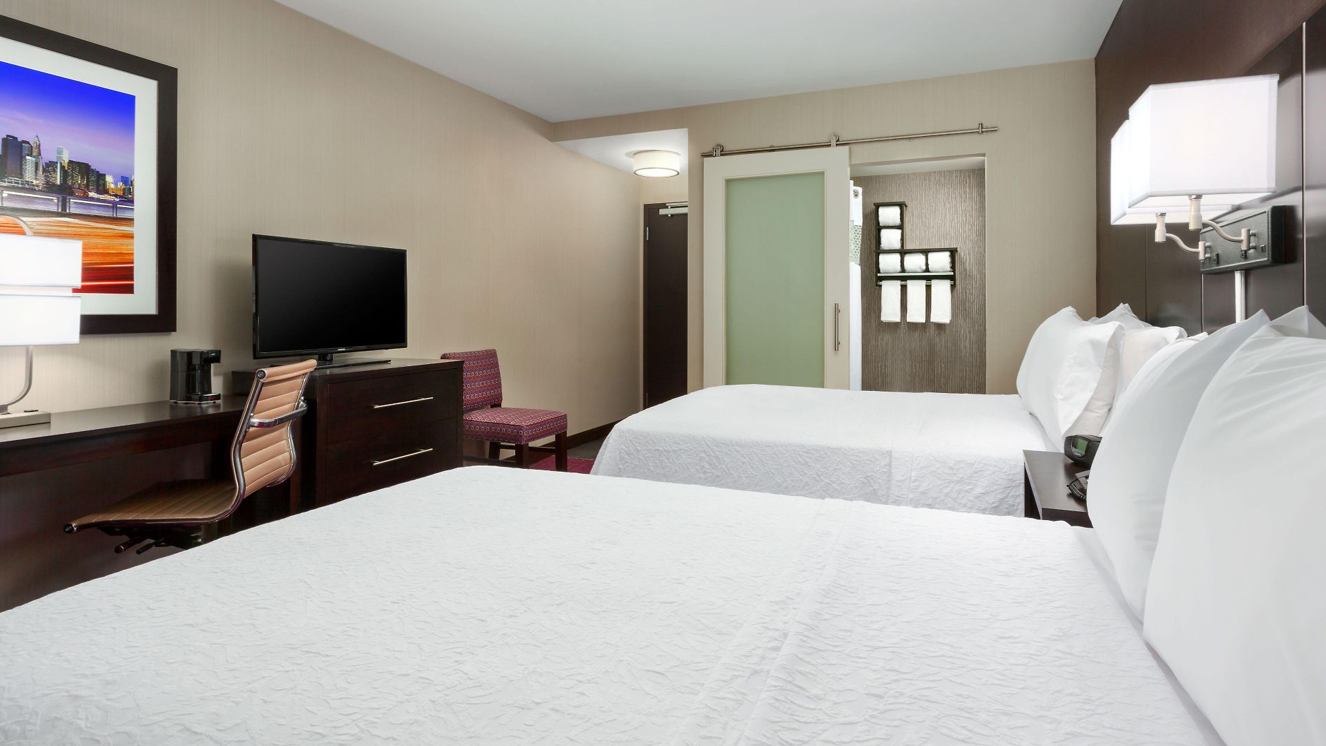 Hampton Times Square 3*