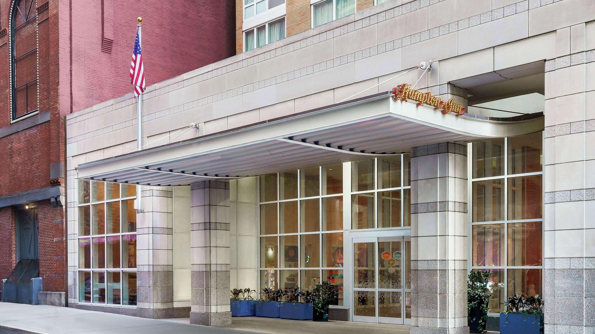 Hotel Hampton Times Square 3*
