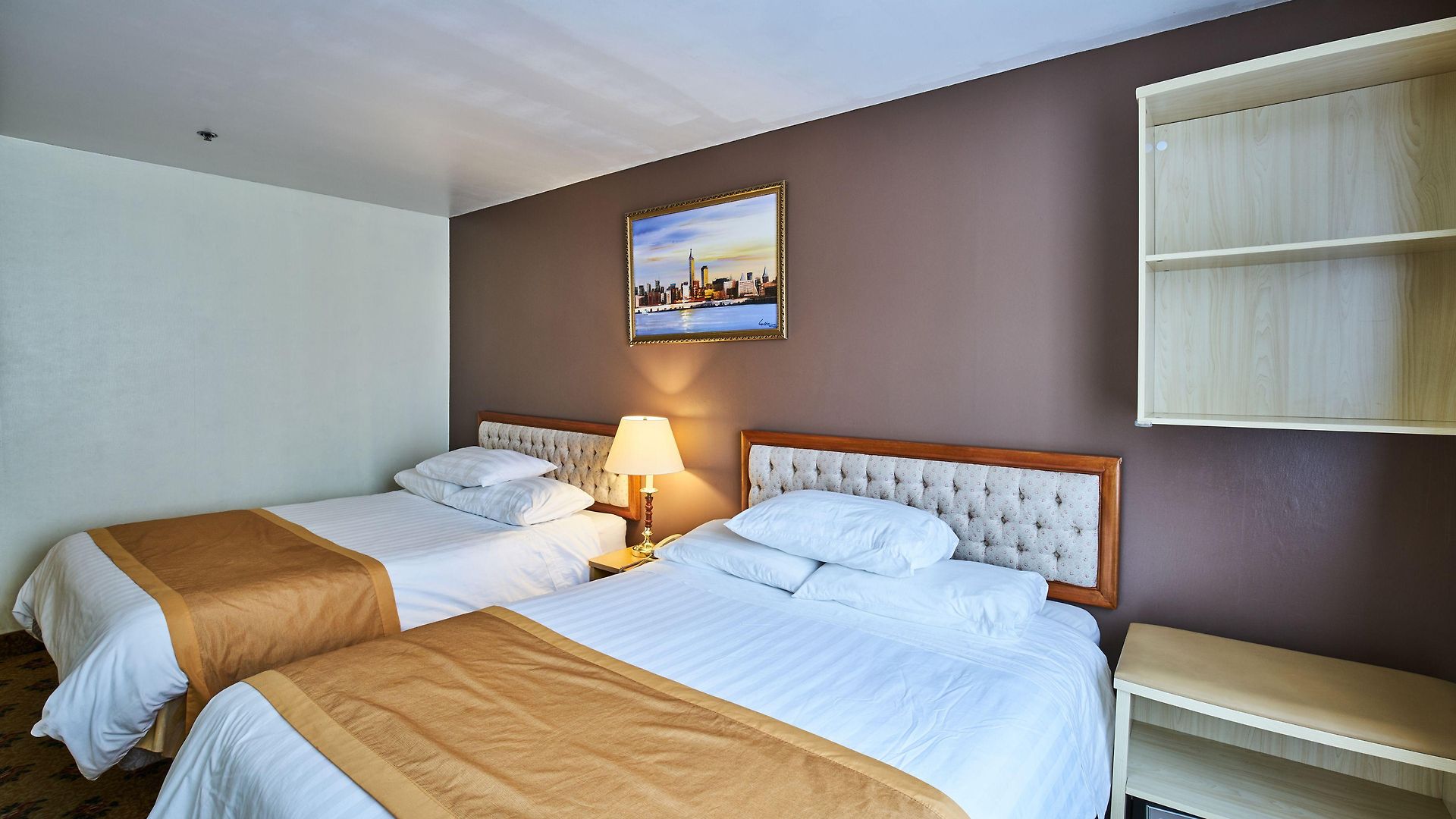 Flushing Hotel 2*