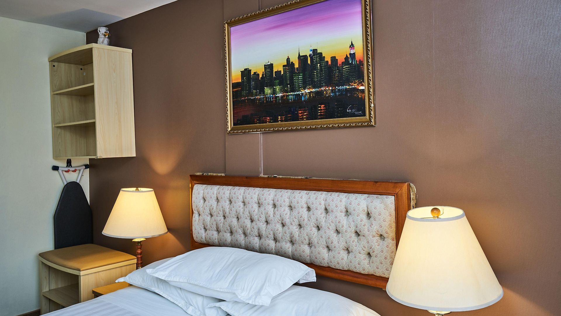 Flushing Hotel