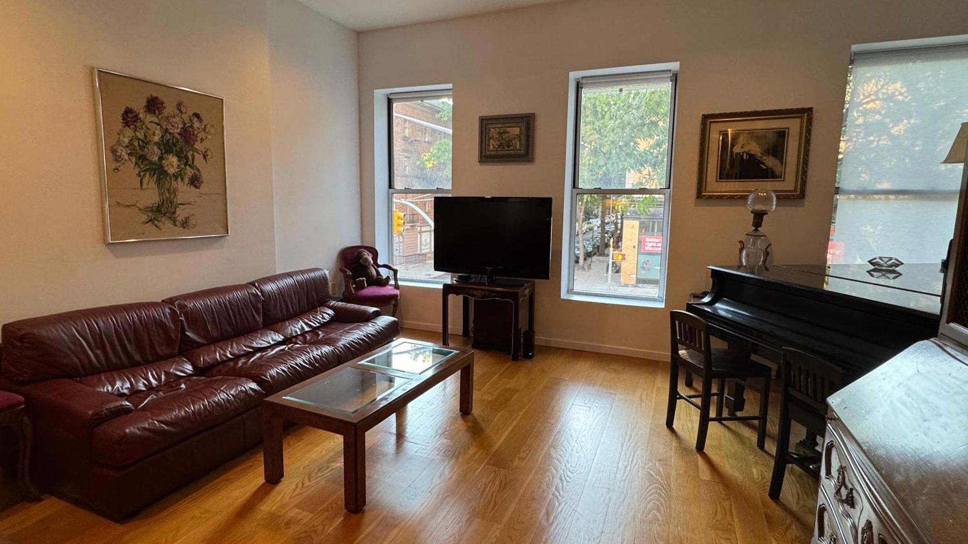 Large And Luxurious In Strivers Row *