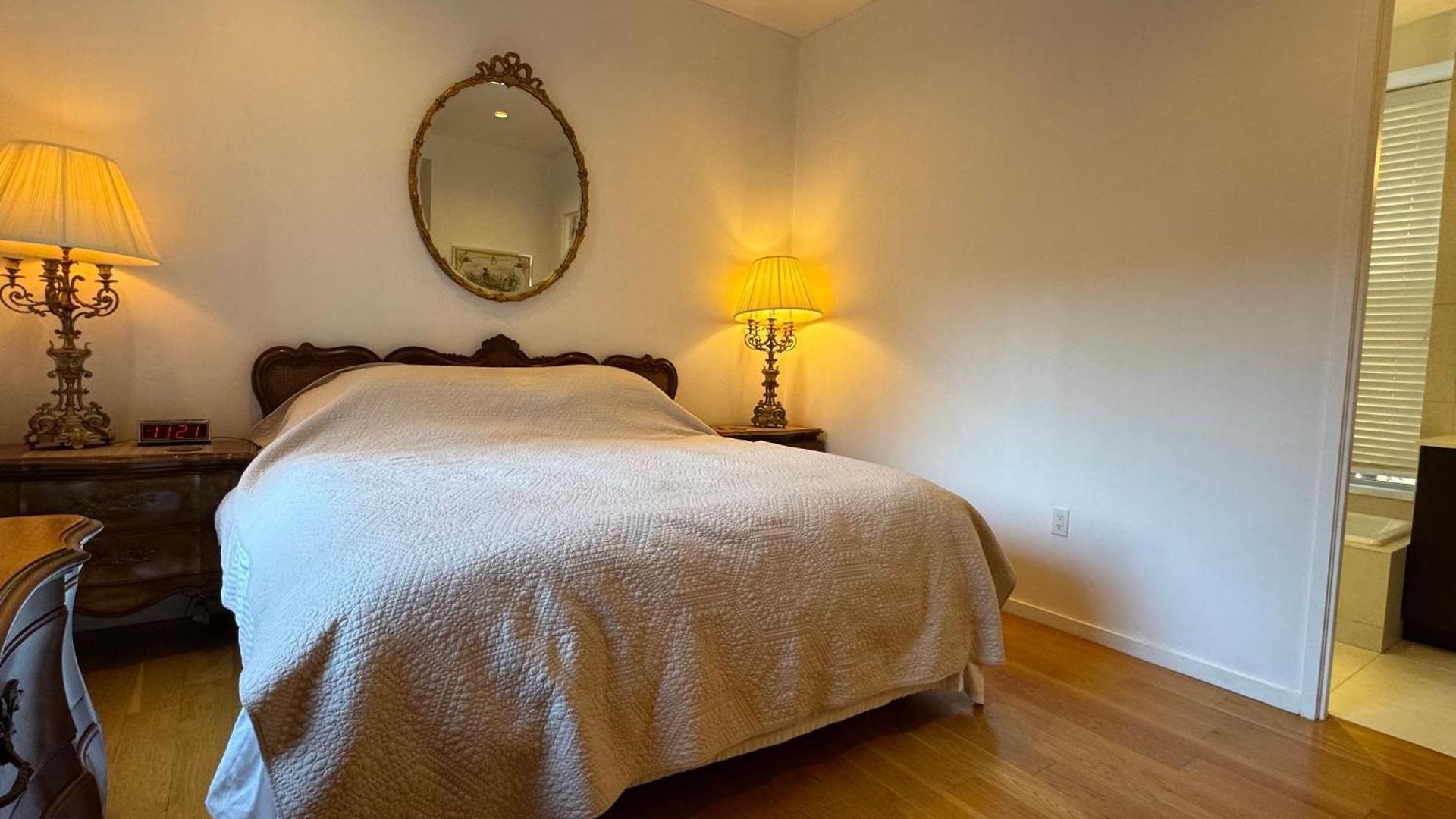 Apartment Large And Luxurious In Strivers Row *