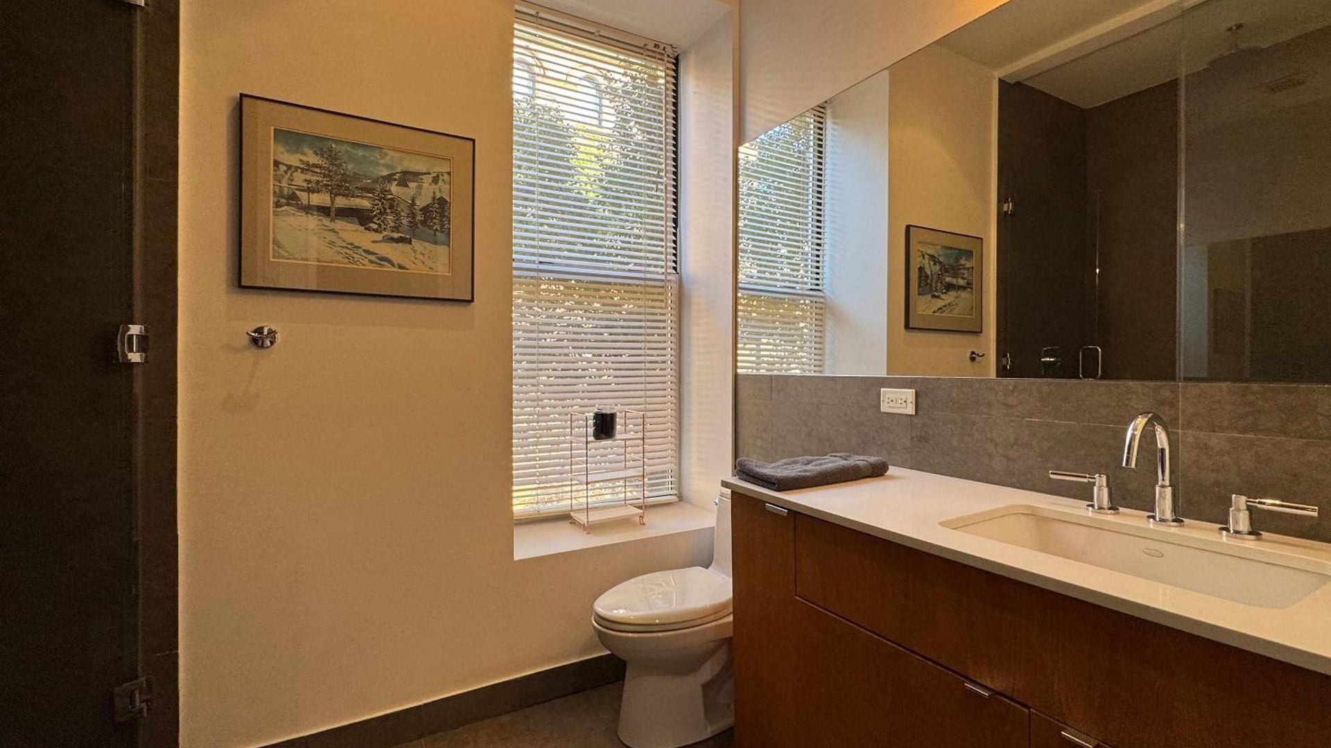 Large And Luxurious In Strivers Row