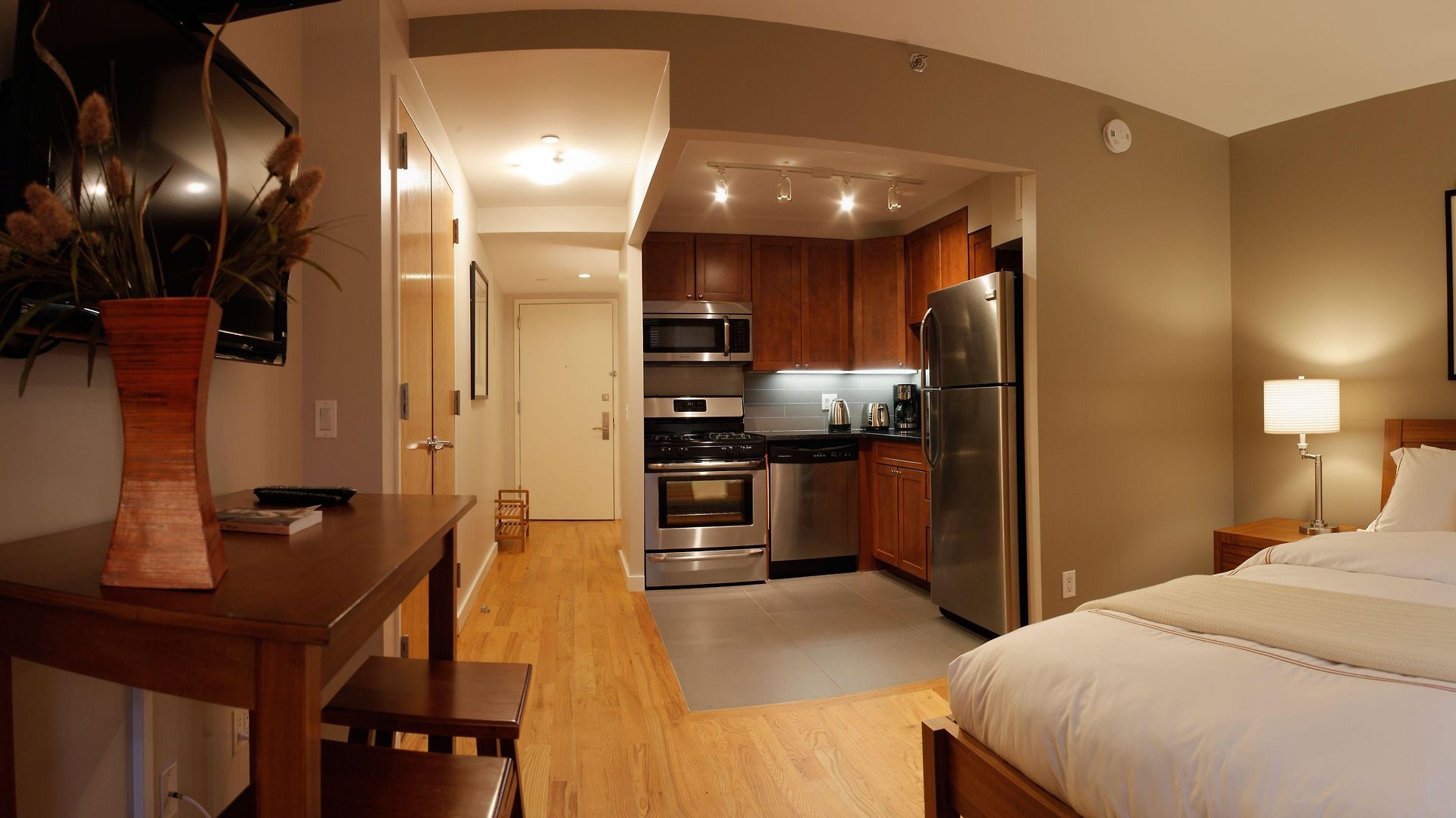 Sanctuary Nyc Retreats 4*