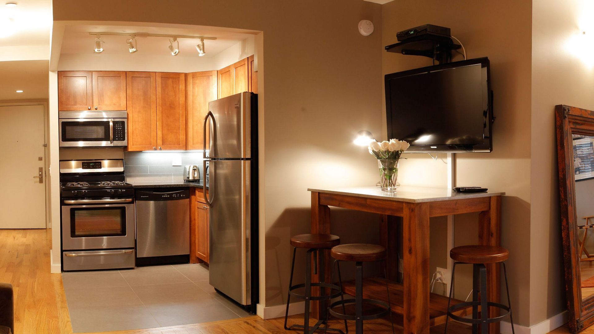Sanctuary Nyc Retreats Guest house