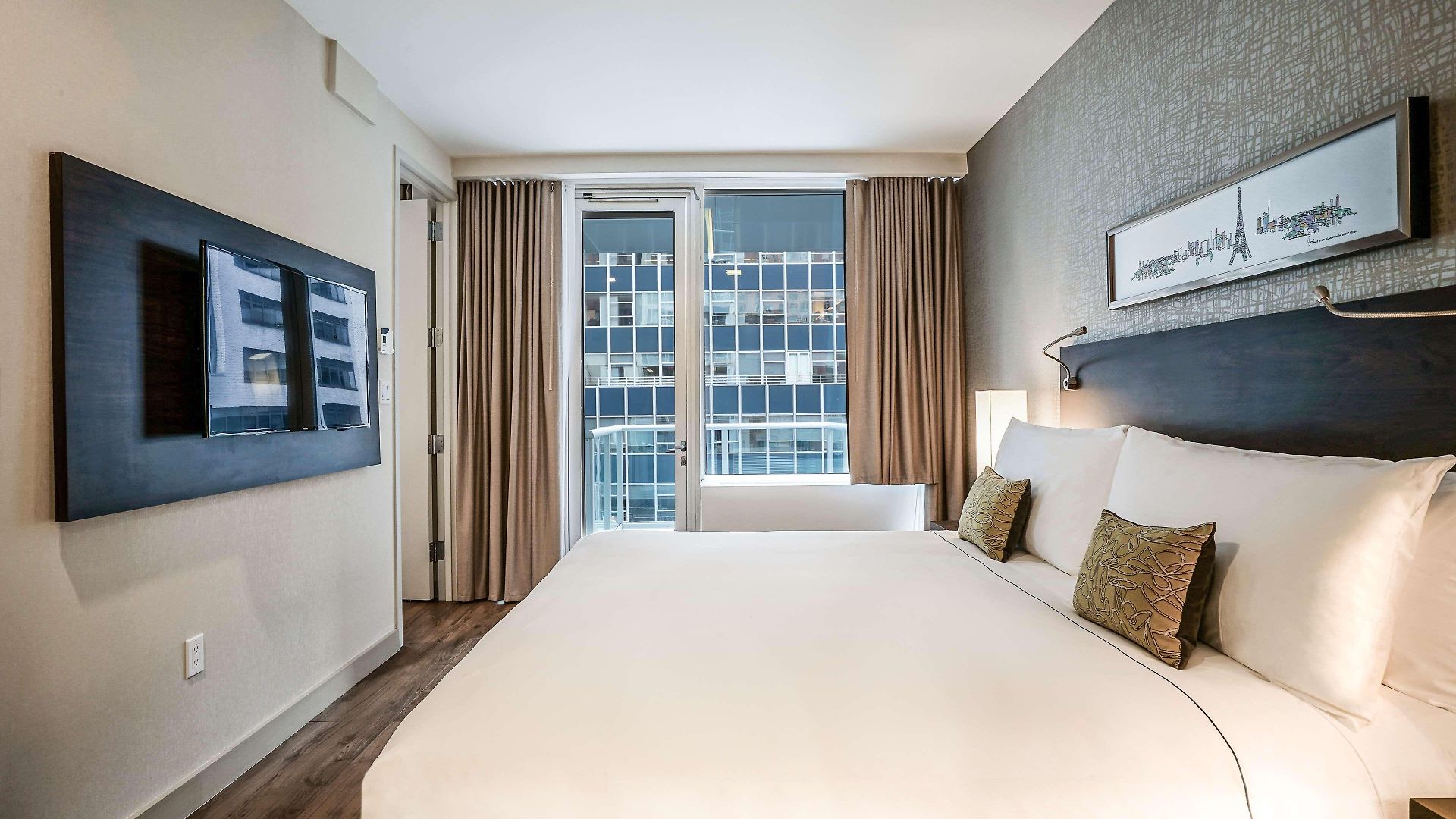 The Bernic City,tapestry Collection By Hilton 4*
