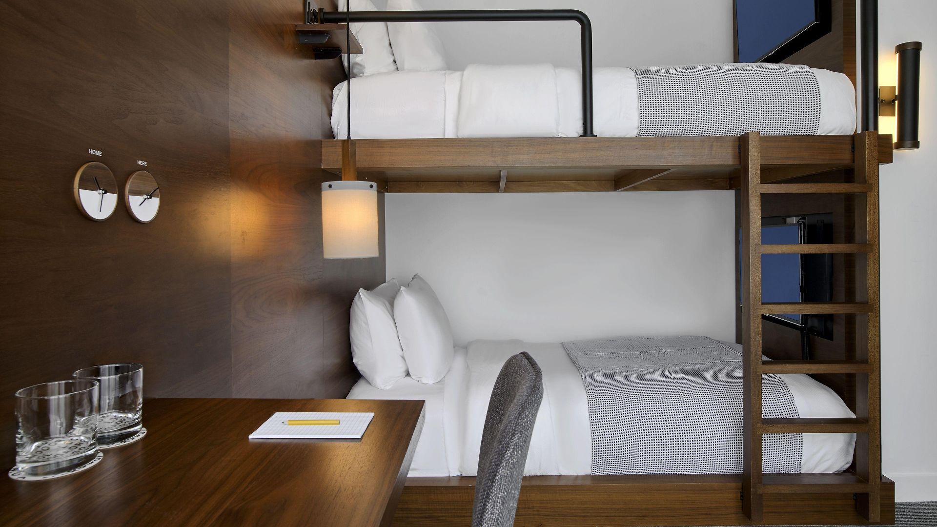Arlo Nomad Hotel