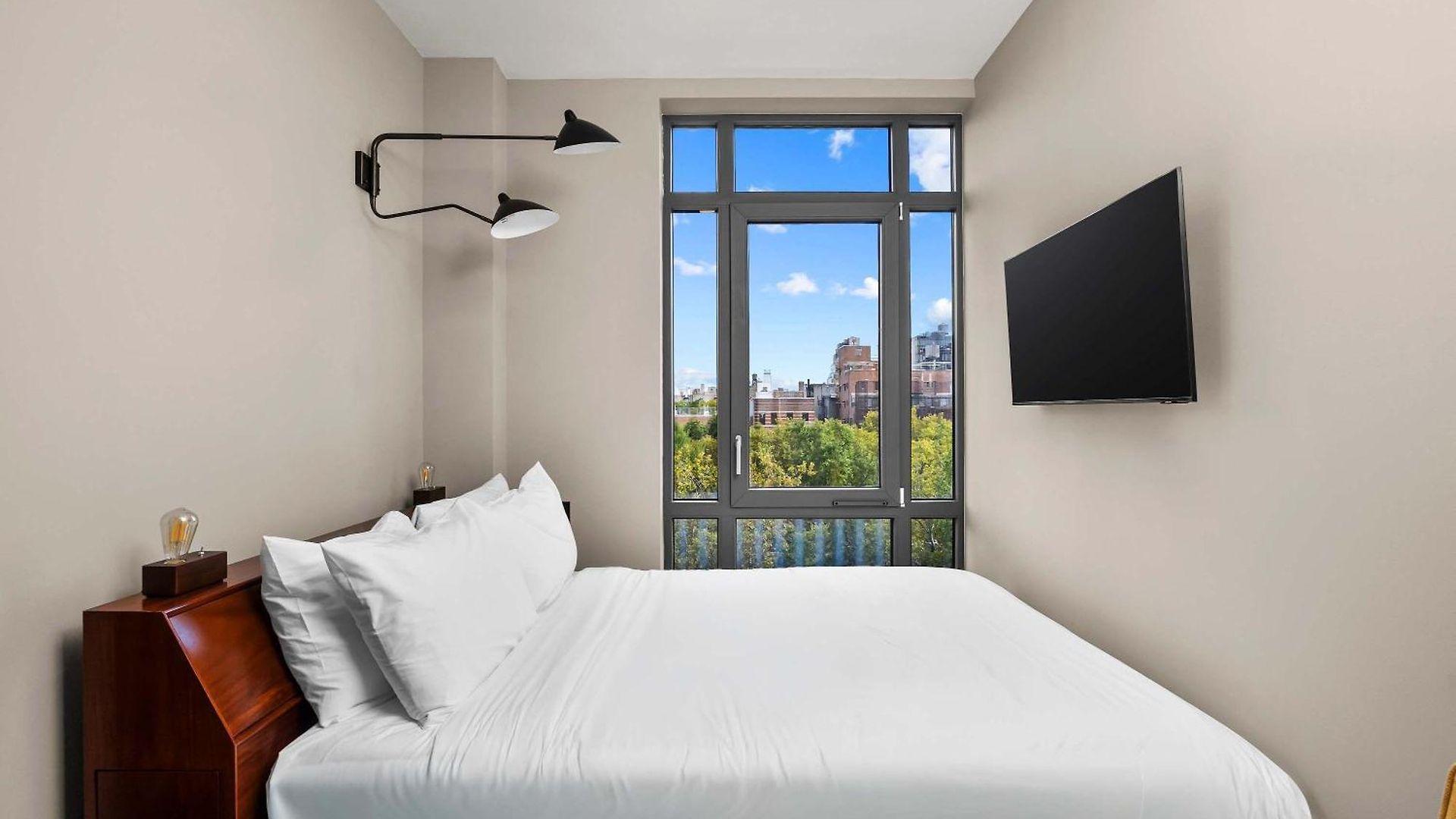 Freeman 603 By Rove Travel - With Shared Amenities Holiday home