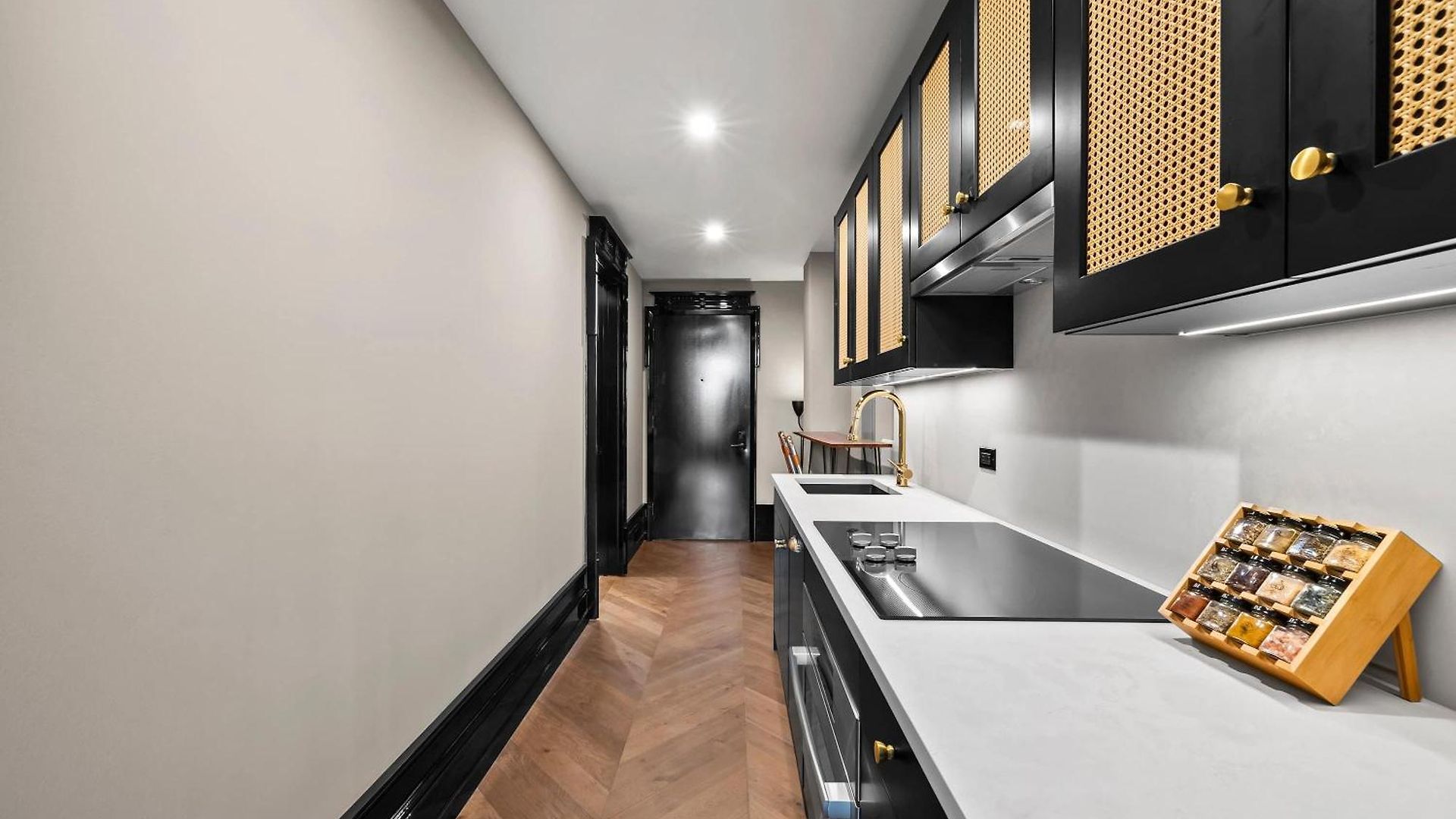 Freeman 603 By Rove Travel - With Shared Amenities New York