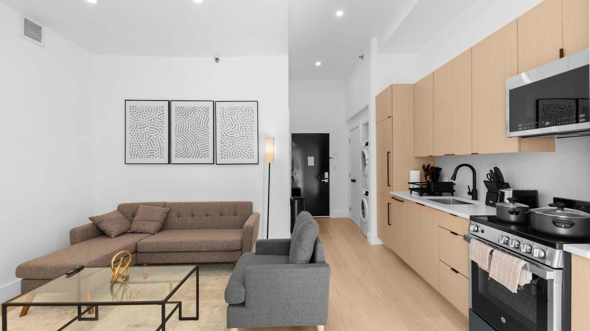 19-4g 2br2baths Luxury In East Village *