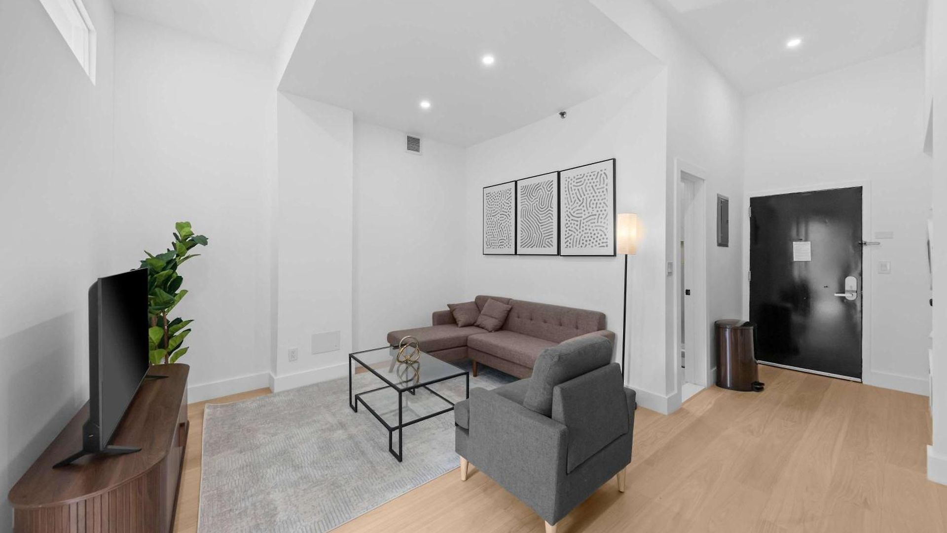 19-4g 2br2baths Luxury In East Village Apartment *