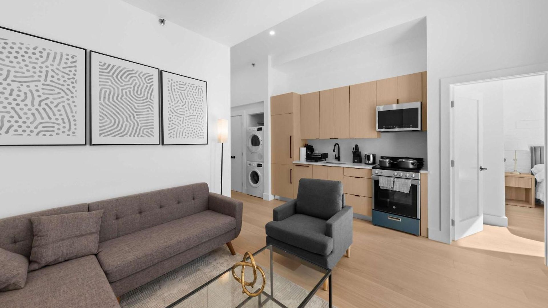 19-4g 2br2baths Luxury In East Village