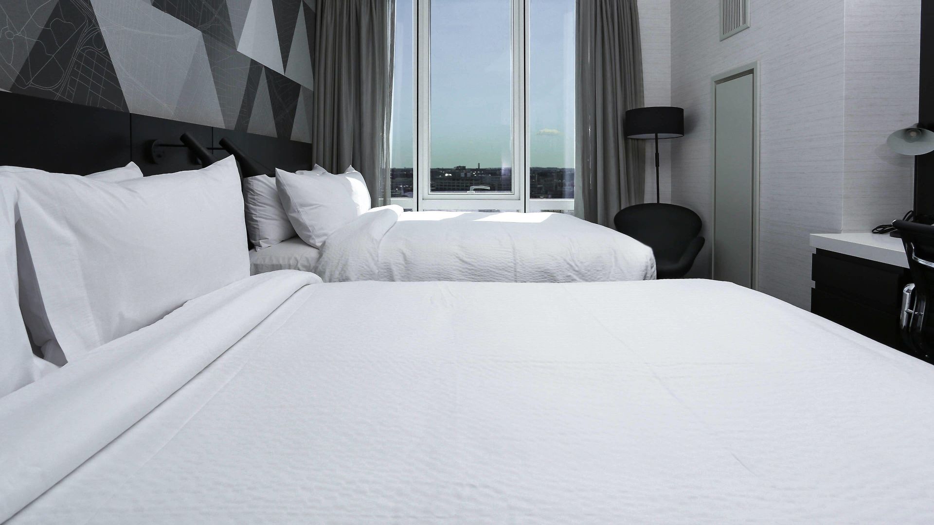 Hotel Courtyard By Marriott Long Island City/new York Manhattan View 3*