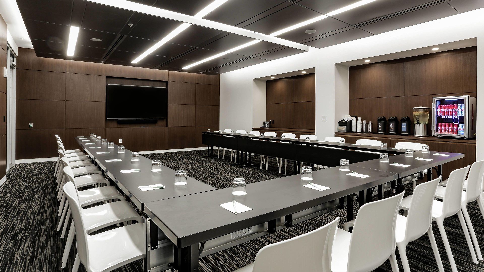 Courtyard By Marriott Long Island City/new York Manhattan View