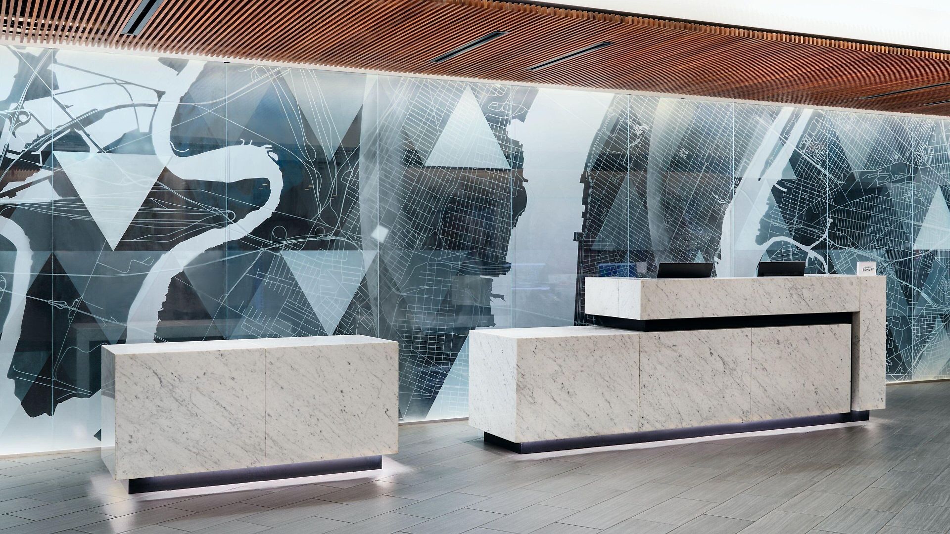 Courtyard By Marriott Long Island City/new York Manhattan View Hotel 3*