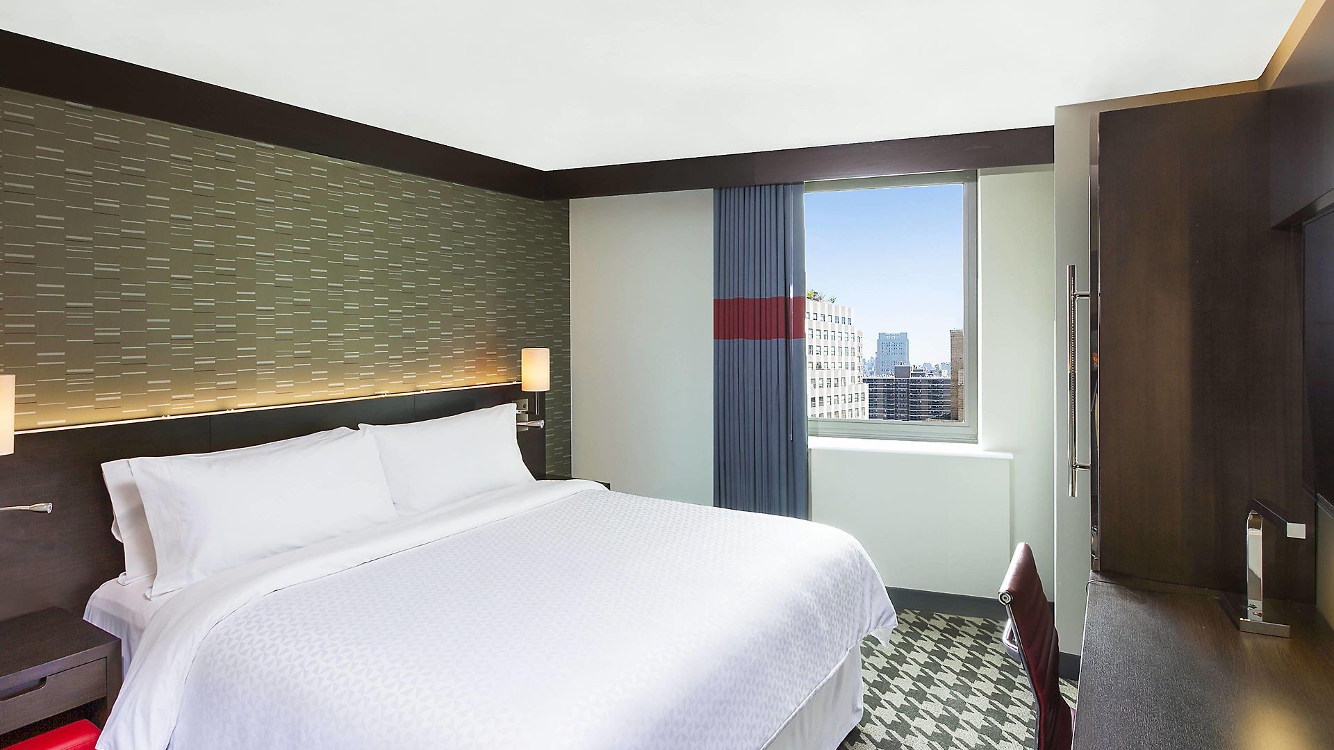 Hotel Four Points By Sheraton Downtown 3*