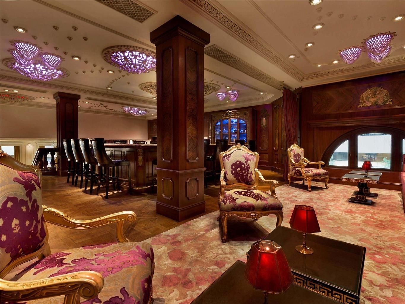 Hotel The Plaza, A Fairmont