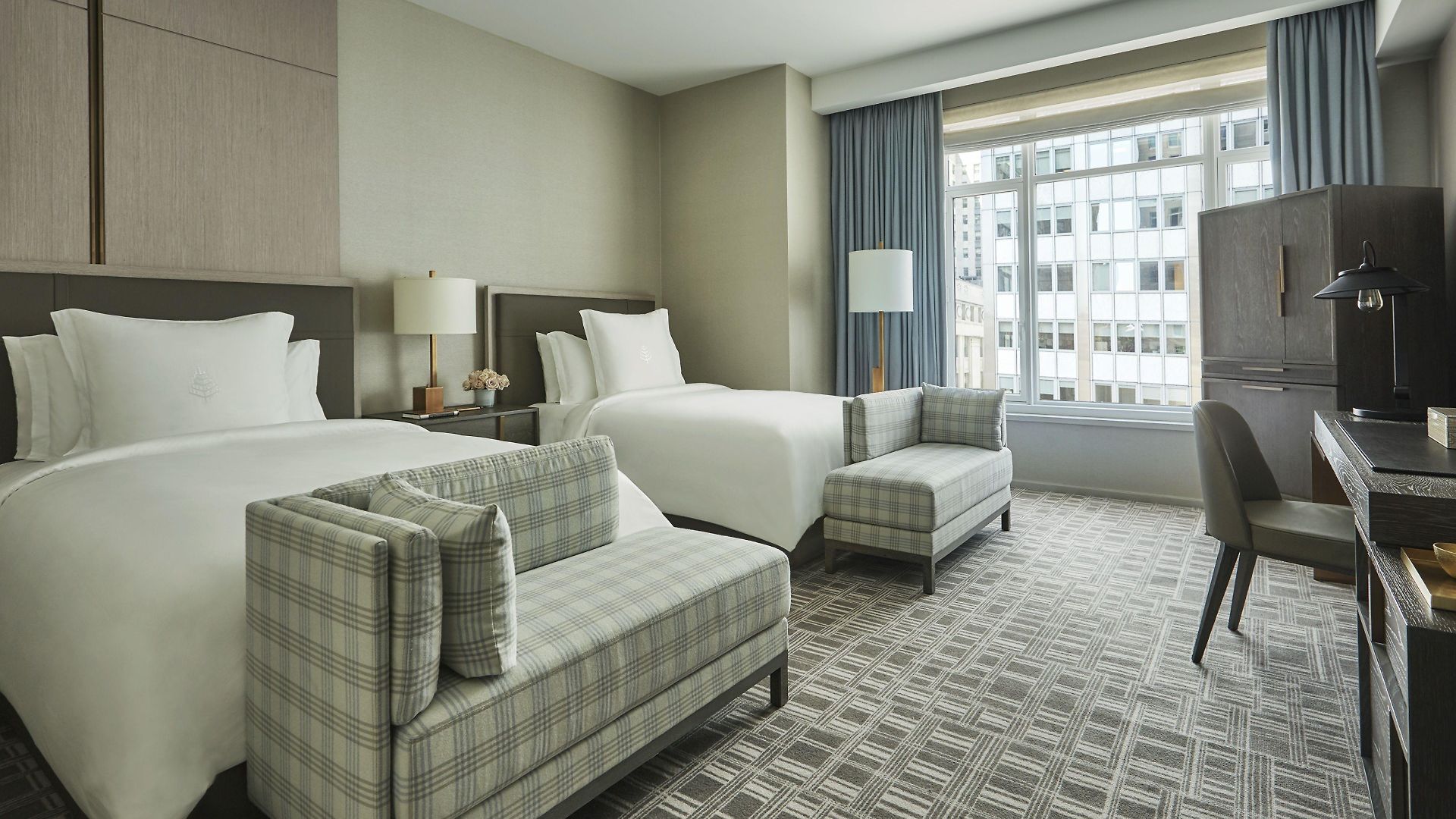 Four Seasons Downtown
