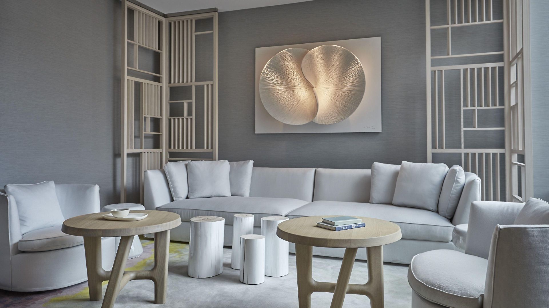 Four Seasons Downtown Hotel