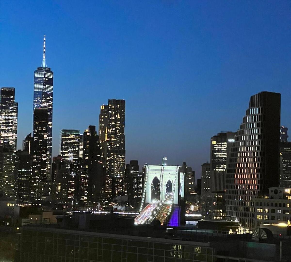 Brooklyn - Dumbo - 2-bedroom, 2-bath Apartment New York