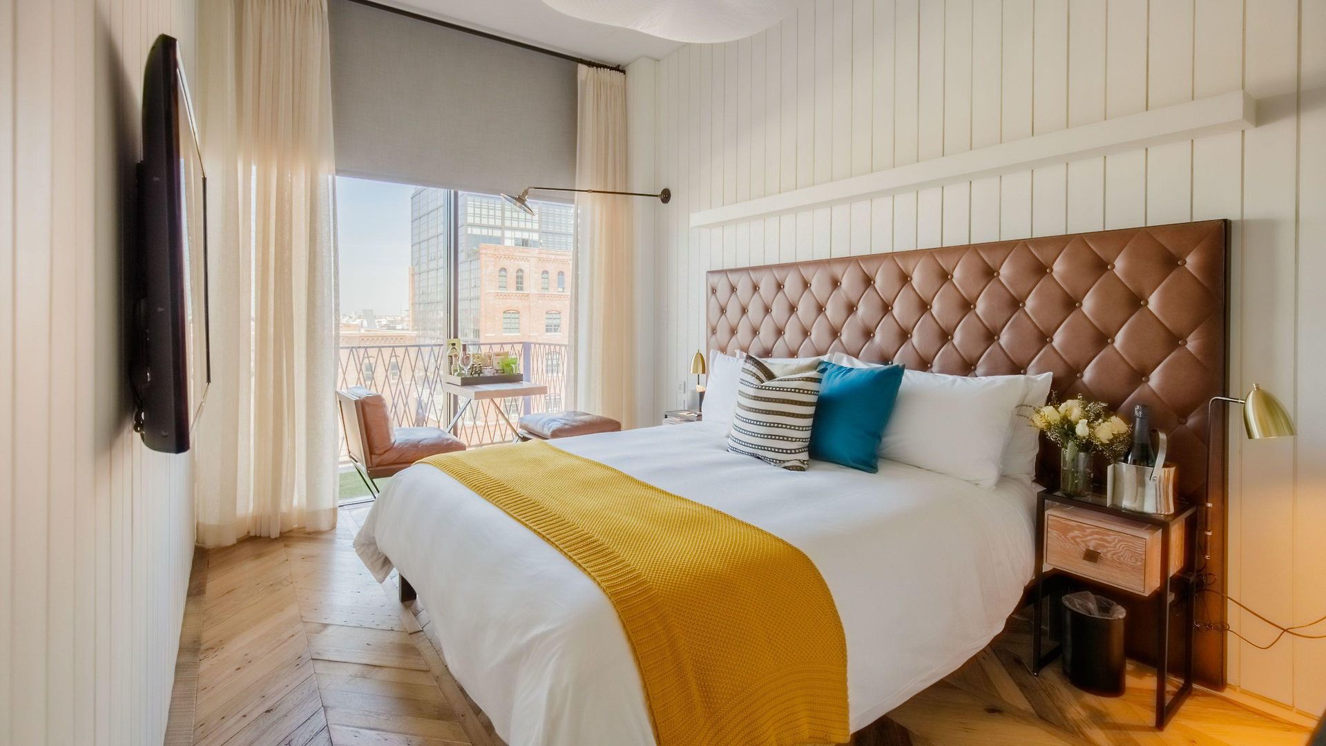 Arlo Williamsburg 5*