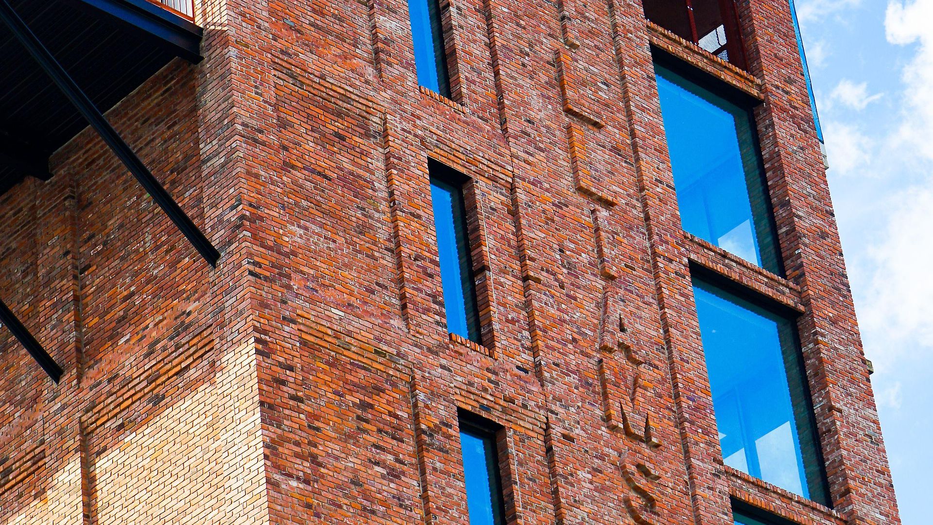 Arlo Williamsburg Hotel