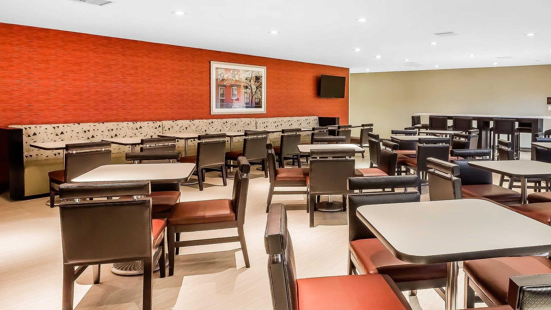 Comfort & Near Stadium 4*