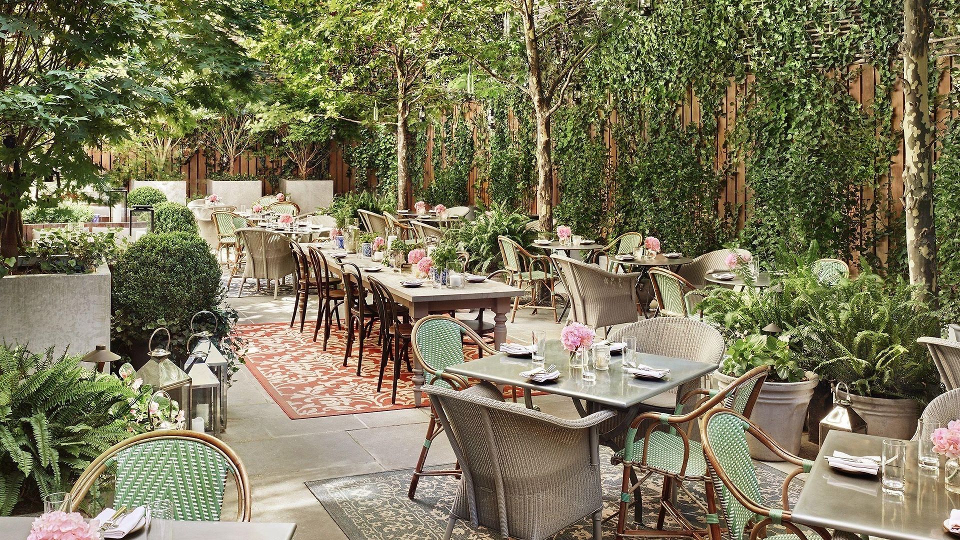 Public, An Ian Schrager