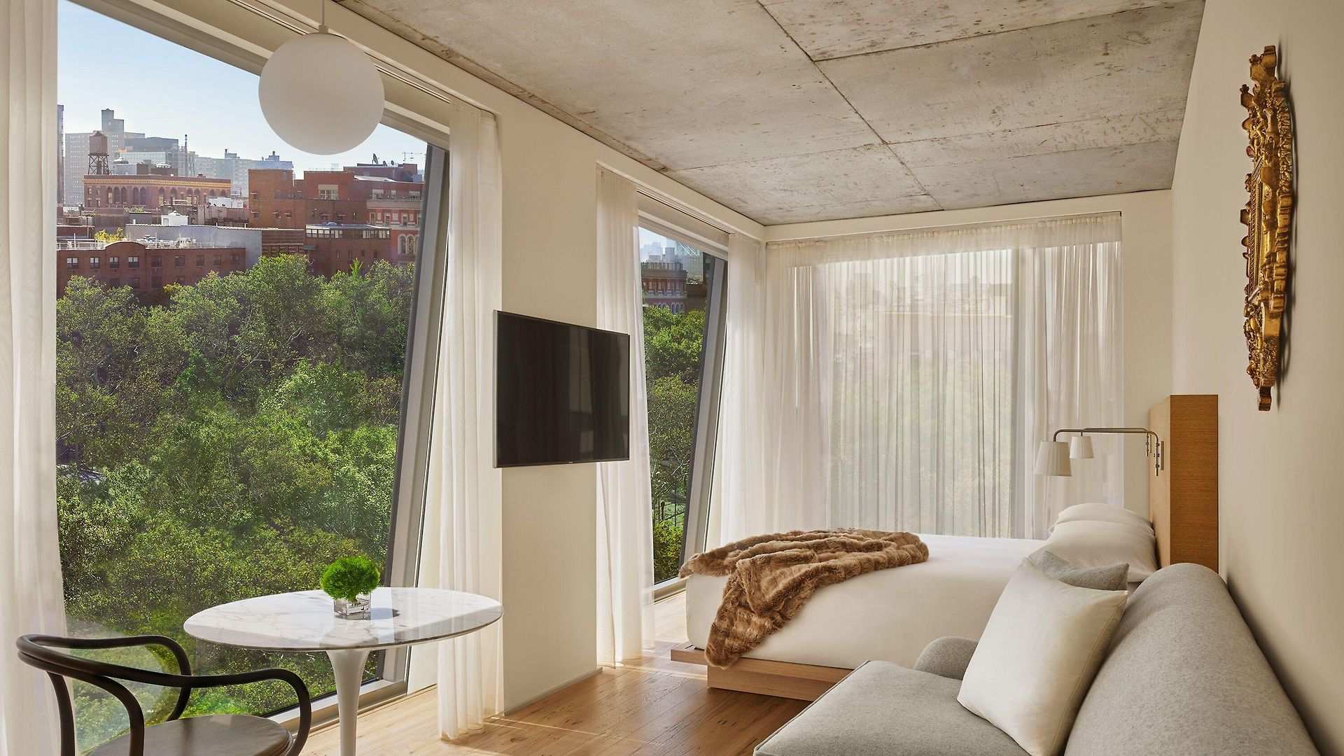 Hotel Public, An Ian Schrager