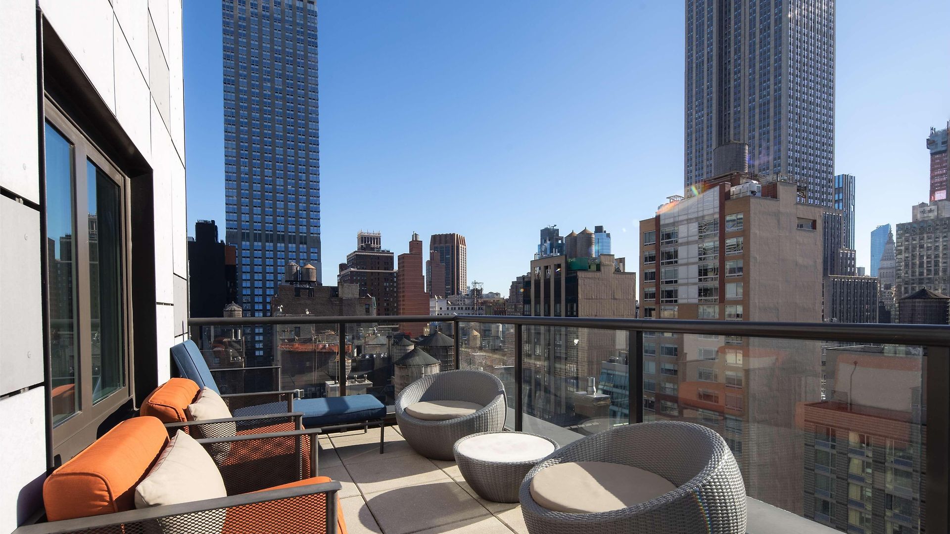 Hotel Newly Renovated Embassy By Hilton Manhattan Times Square New York