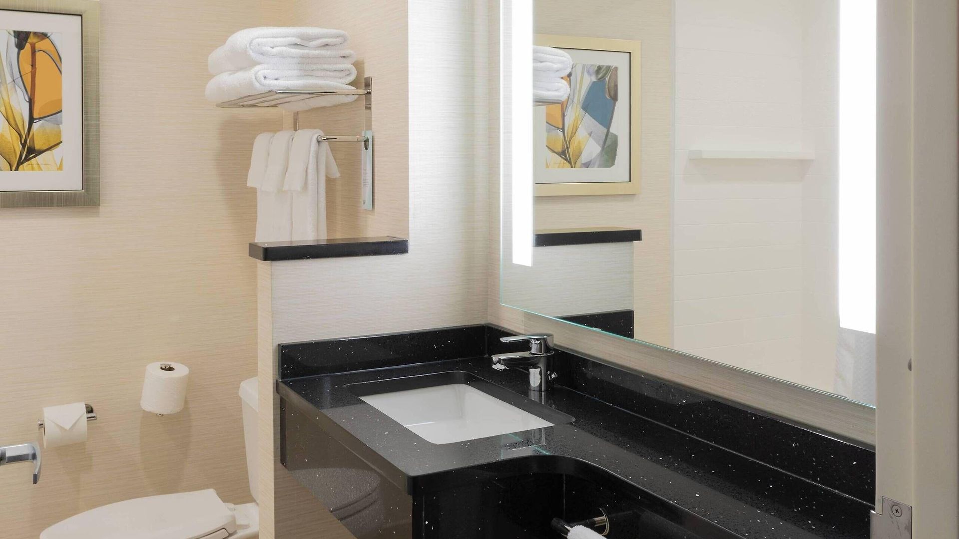 Fairfield & By Marriott Queens/fresh Meadows