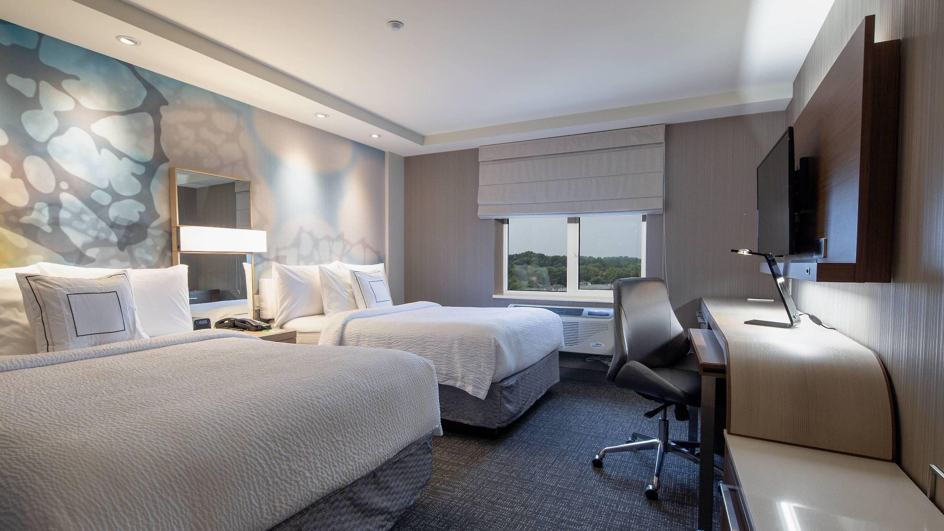 Courtyard By Marriott Queens/fresh Meadows Hotel