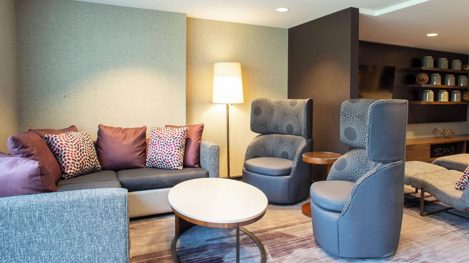 Courtyard By Marriott Queens/fresh Meadows Hotel