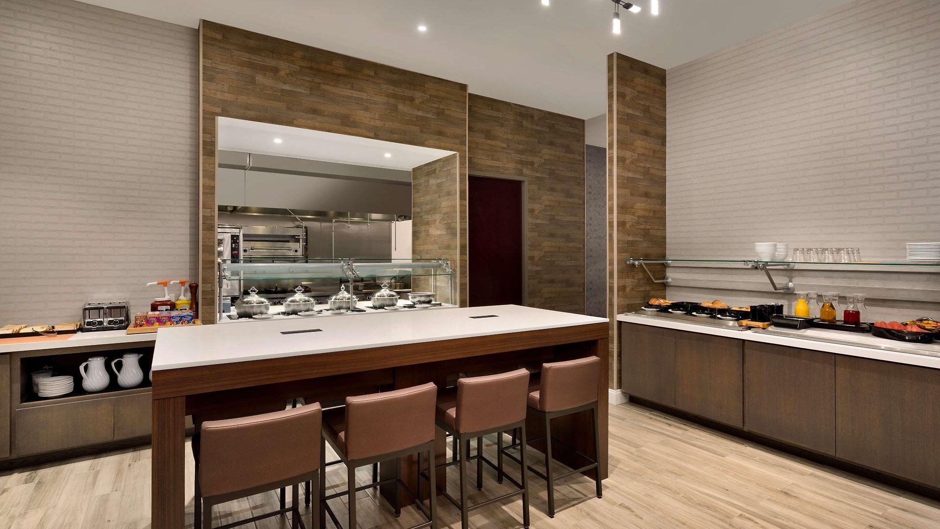Hilton Garden Times Square South 3*