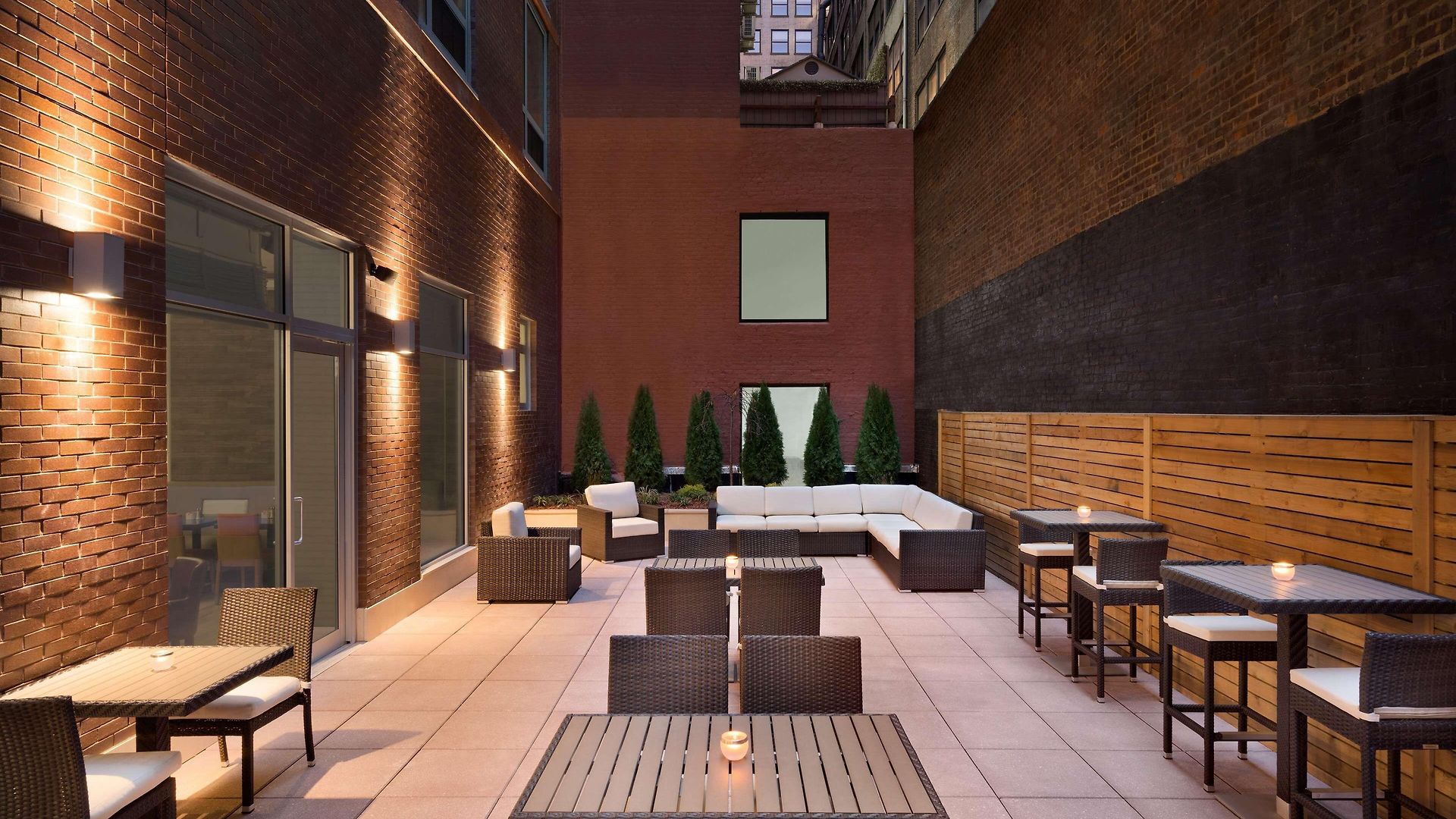 Hilton Garden Times Square South Hotel 3*
