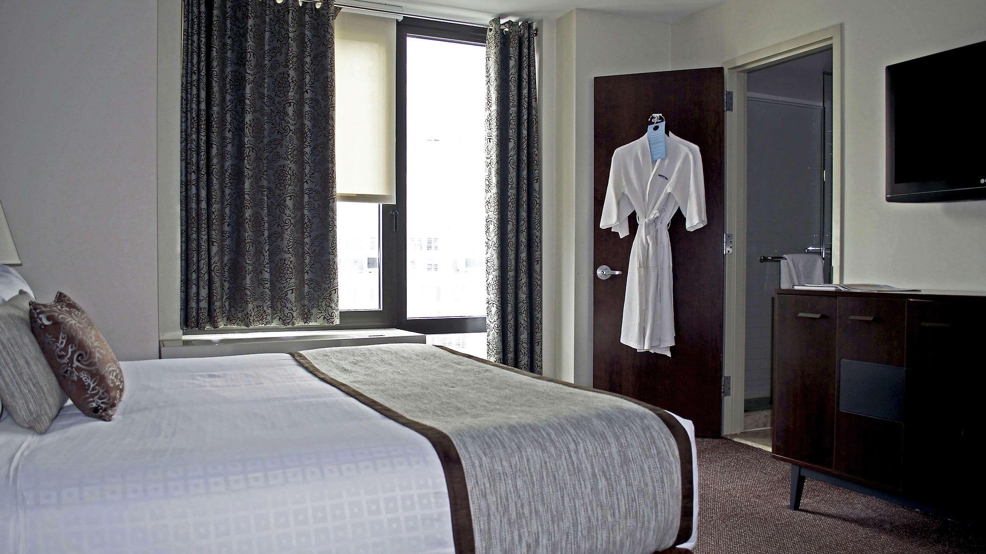 Distrikt City, Tapestry Collection By Hilton 4* New York
