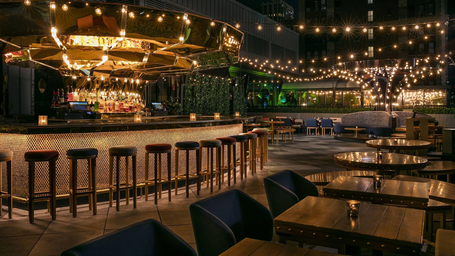 Moxy Nyc Times Square Hotel