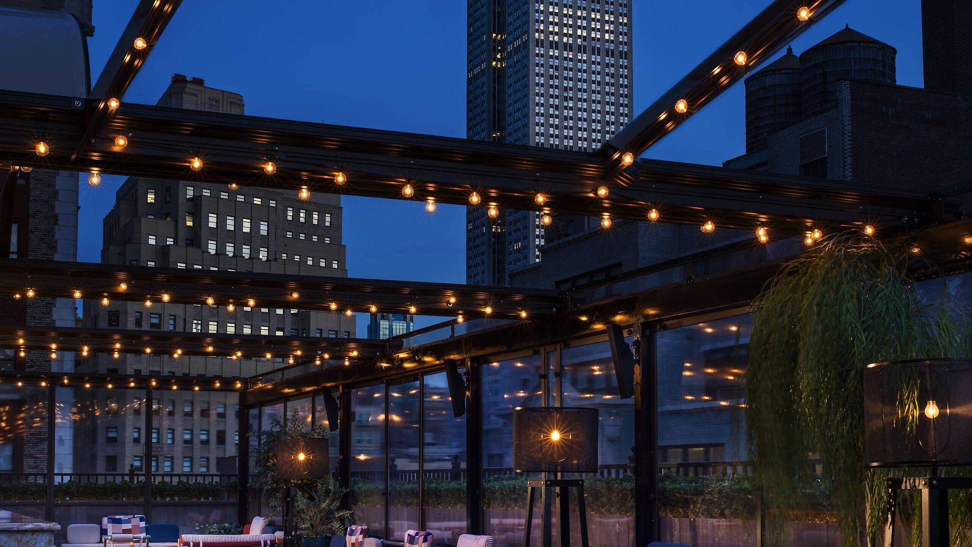 Moxy Nyc Times Square Hotel New York