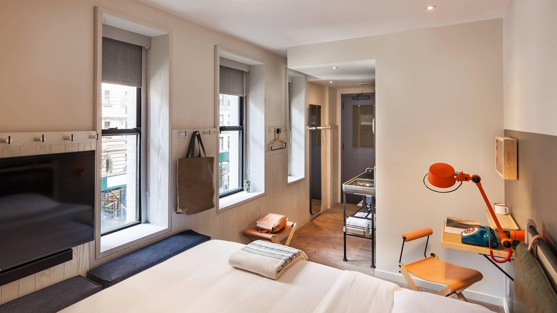 Moxy Nyc Times Square 3*