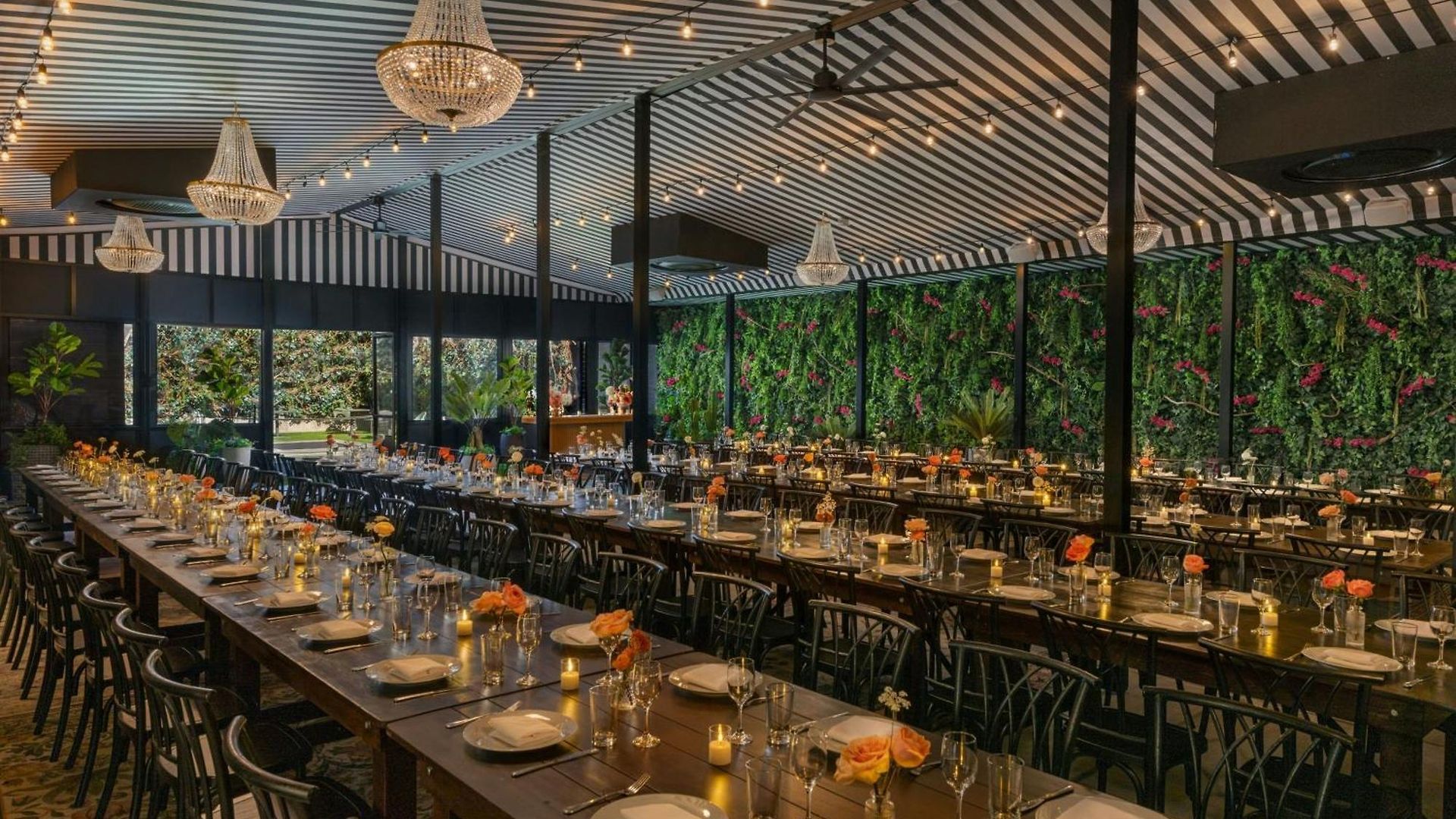 Moxy Brooklyn Williamsburg Hotel New York