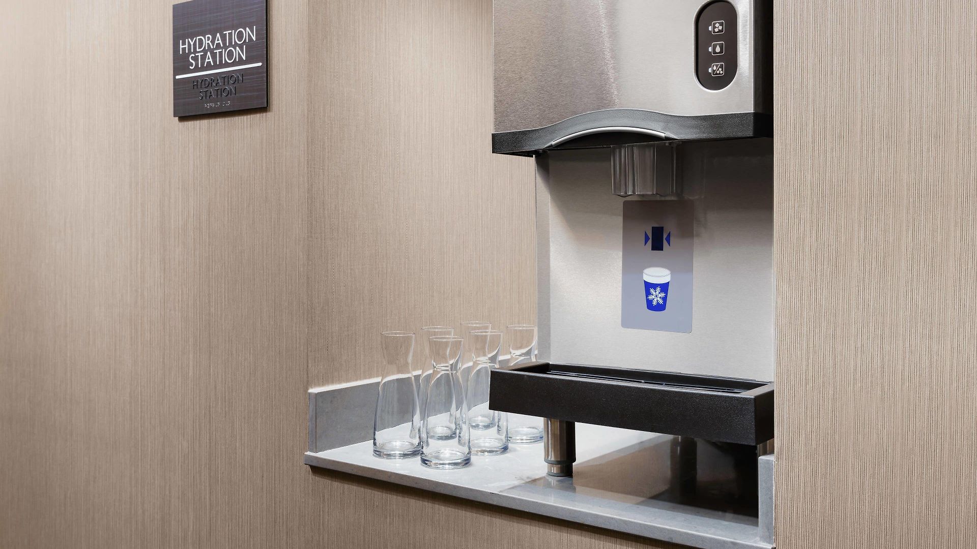 Ac By Marriott Times Square 4*