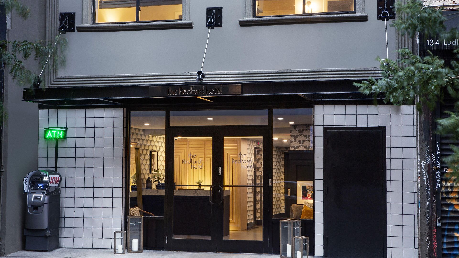 Redford Hotel 3*