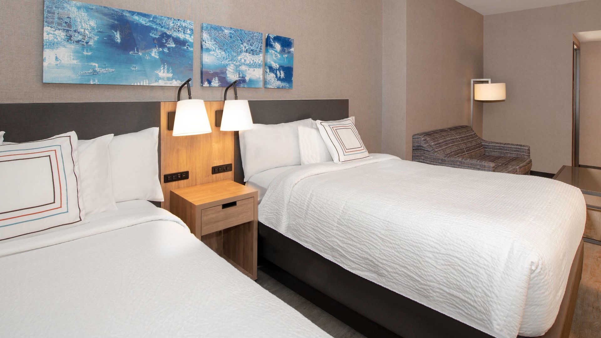 Courtyard By Marriott World Trade Center Area Hotel