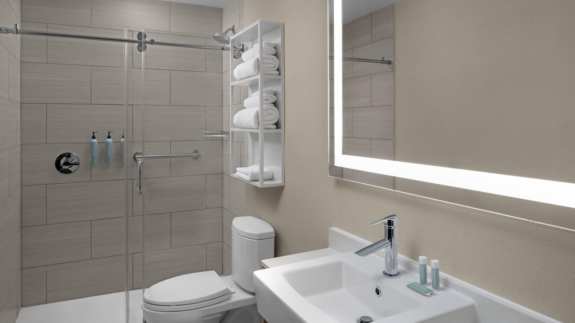 Courtyard By Marriott World Trade Center Area Hotel 3*