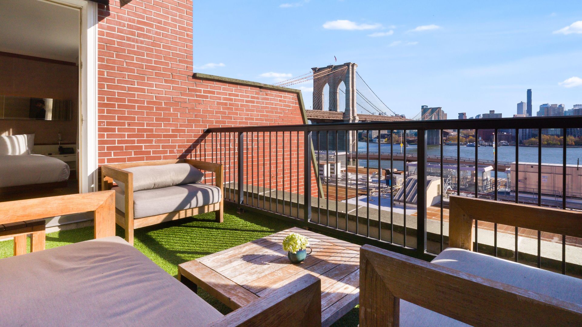 33 Hotel, City, Seaport Hotel